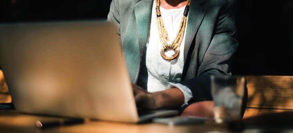 Revolucionamos la consultoría y los servicios jurídicos